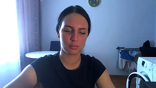 Snapshot of imvika chatting on 04/23/26, 03:52 imvika online show from 04/23/26, 03:52
