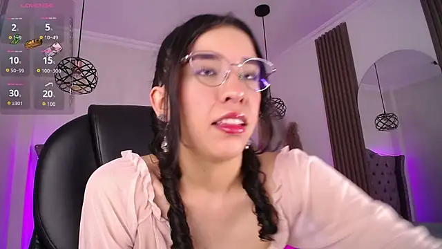 Snapshot of Amara_Davis1 chatting on 06/02/26, 05:09 Amara Davis1 online show from 06/02/26, 05:09