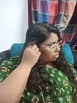 deepika-mallus online show from 06/13/26, 04:49