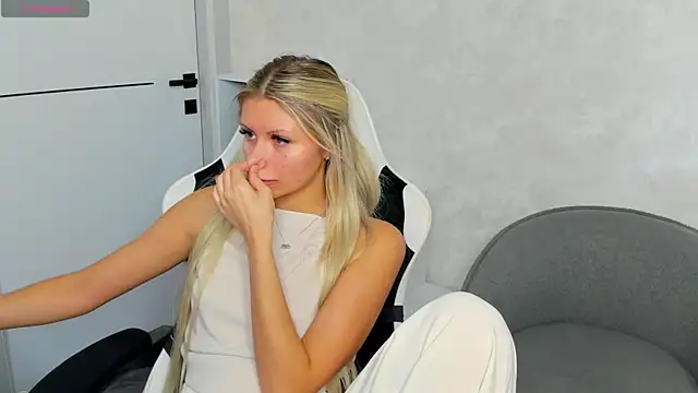 Sidny Beth online show from 06/30/26, 04:13