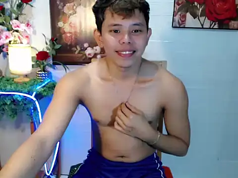 Snapshot of Baby_Maxxx chatting on 05/16/26, 02:16 Baby Maxxx online show from 05/16/26, 02:16