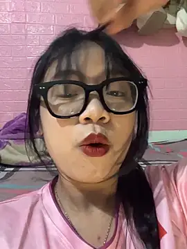 Leeeeiu online show from 05/01/26, 03:05