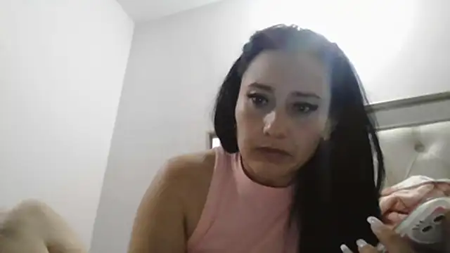Terra  Rouse  online show from 07/17/26, 10:47
