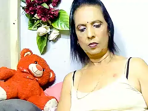 Snapshot of Hot_queen58 chatting on 06/08/26, 05:46 Hot queen58 online show from 06/08/26, 05:46