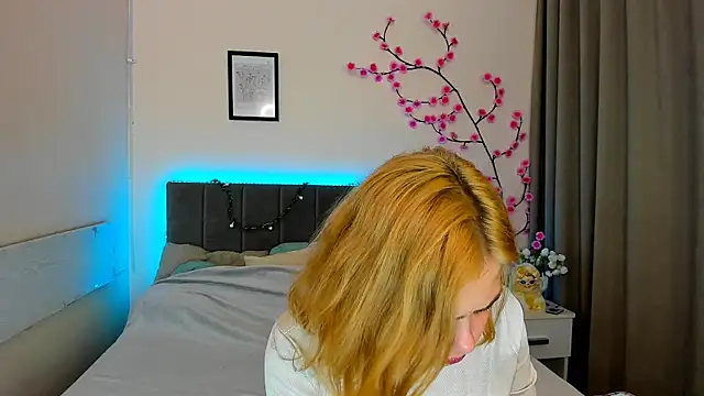 DellaRows online show from 07/21/26, 05:43
