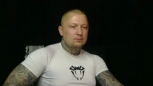 Snapshot of devilWithTats chatting on 05/10/26, 07:13 devilWithTats online show from 05/10/26, 07:13