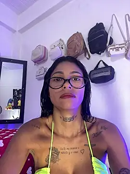 Snapshot of Antonella-smitt chatting on 03/29/26, 12:49 Antonella-smitt online show from 03/29/26, 12:49