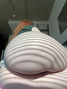 gingerlatte online show from 07/28/26, 12:48
