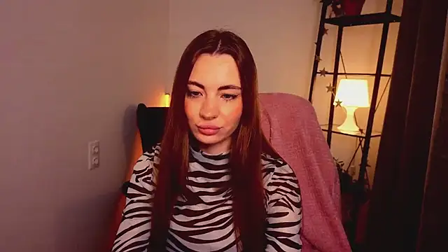 Snapshot of EmilyRidd chatting on 04/06/26, 05:19 EmilyRidd online show from 04/06/26, 05:19