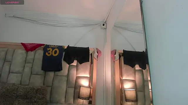 Titan Moreno  online show from 07/28/26, 06:20