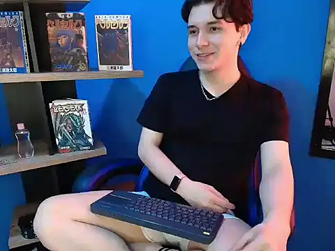 Snapshot of hollannd_ chatting on 03/06/26, 12:45 hollannd online show from 03/06/26, 12:45