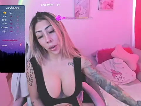 Martina robertss online show from 06/12/26, 02:27