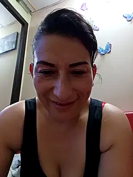 Snapshot of Lucia_Rios chatting on 03/03/26, 11:10 Lucia Rios online show from 03/03/26, 11:10