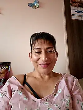 Snapshot of Lucia_Rios chatting on 03/05/26, 10:50 Lucia Rios online show from 03/05/26, 10:50