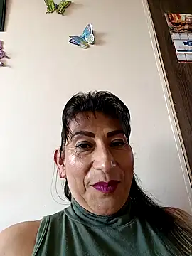 Snapshot of Lucia_Rios chatting on 03/15/26, 08:04 Lucia Rios online show from 03/15/26, 08:04