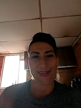 Snapshot of Lucia_Rios chatting on 03/25/26, 10:05 Lucia Rios online show from 03/25/26, 10:05