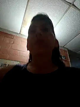 Snapshot of Lucia_Rios chatting on 04/14/26, 11:44 Lucia Rios online show from 04/14/26, 11:44
