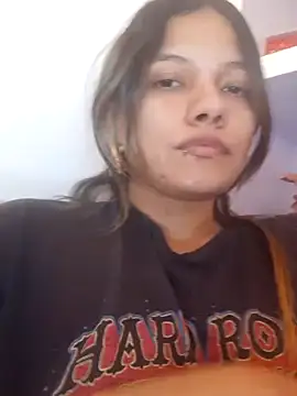 Snapshot of EmmaSanchez_ chatting on 05/17/26, 12:41 EmmaSanchez online show from 05/17/26, 12:41