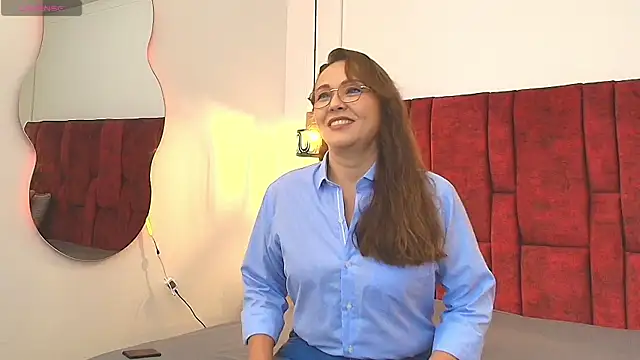 Snapshot of _Monaliza_ chatting on 06/12/26, 12:26 Monaliza online show from 06/12/26, 12:26