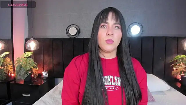 Snapshot of alejandra__garcia chatting on 03/14/26, 03:23 alejandra garcia online show from 03/14/26, 03:23