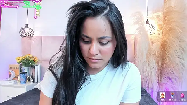 alejandra  garcia online show from 06/21/26, 12:13