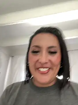 Snapshot of Valeriaa_cruz chatting on 04/02/26, 07:44 Valeriaa cruz online show from 04/02/26, 07:44