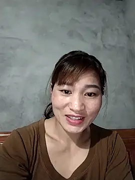 Snapshot of Lilinn_ chatting on 03/11/26, 11:27 Lilinn online show from 03/11/26, 11:27