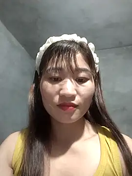 Snapshot of Lilinn_ chatting on 03/14/26, 11:15 Lilinn online show from 03/14/26, 11:15
