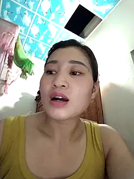 Snapshot of Lilinn_ chatting on 04/07/26, 12:38 Lilinn online show from 04/07/26, 12:38