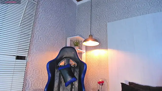 mxli divine  online show from 07/05/26, 03:41