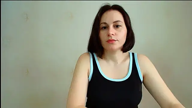 Snapshot of Inessa_beauty chatting on 04/05/26, 09:50 Inessa beauty online show from 04/05/26, 09:50