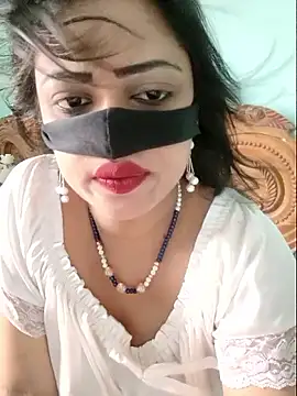 Beauty-3 online show from 06/15/26, 03:09