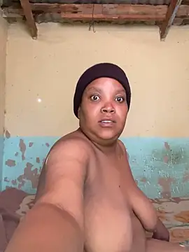 friendlybitch22 online show from 05/13/26, 08:01