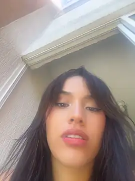 Snapshot of Mia-villalobos chatting on 05/13/26, 01:52 Mia-villalobos online show from 05/13/26, 01:52