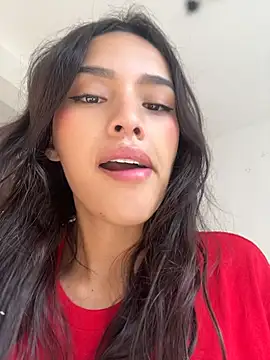 Mia-villalobos online show from 06/15/26, 01:57