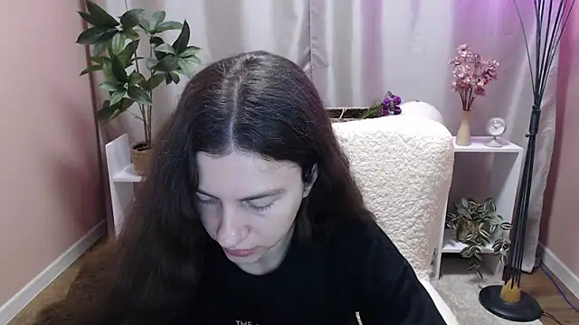 Snapshot of MistyBree chatting on 04/02/26, 08:01 MistyBree online show from 04/02/26, 08:01