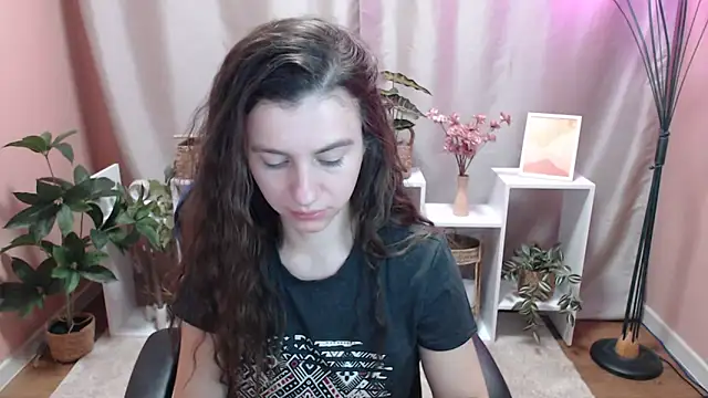 Snapshot of MistyBree chatting on 05/03/26, 08:09 MistyBree online show from 05/03/26, 08:09