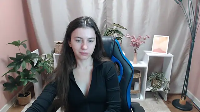 Snapshot of MistyBree chatting on 05/04/26, 08:10 MistyBree online show from 05/04/26, 08:10