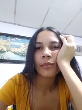 Snapshot of BiancaRoyale chatting on 03/21/26, 05:23 BiancaRoyale online show from 03/21/26, 05:23