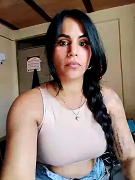 Snapshot of Maracuchitam chatting on 04/12/26, 06:57 Maracuchitam online show from 04/12/26, 06:57