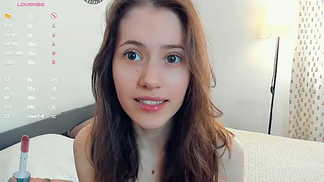 Snapshot of OdiIiaChavarria chatting on 05/16/26, 12:04 OdiIiaChavarria online show from 05/16/26, 12:04