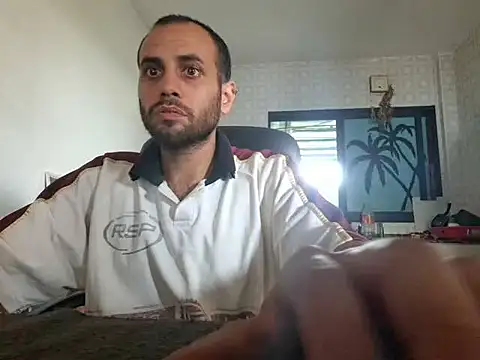 Snapshot of oroenbarra chatting on 04/16/26, 04:19 oroenbarra online show from 04/16/26, 04:19