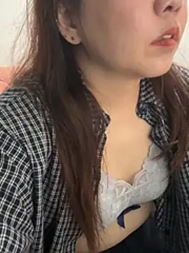 Snapshot of Mitao-6 chatting on 05/23/26, 03:38 Mitao-6 online show from 05/23/26, 03:38