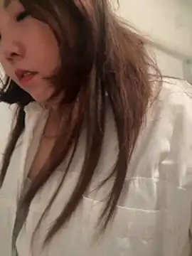 Snapshot of Mitao-6 chatting on 06/12/26, 04:06 Mitao-6 online show from 06/12/26, 04:06