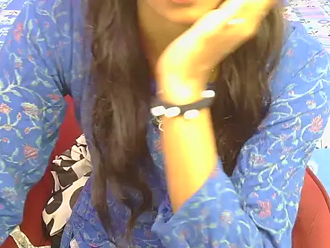Snapshot of yours-isha chatting on 06/05/26, 01:45 yours-isha online show from 06/05/26, 01:45