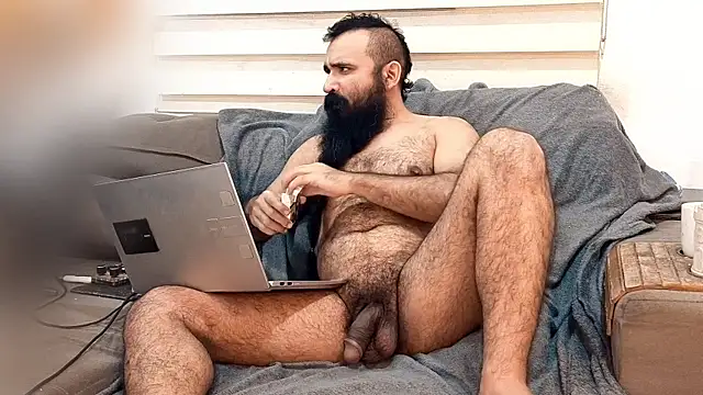 Snapshot of Barba_Negra_Fumador chatting on 06/09/26, 09:59 Barba Negra Fumador online show from 06/09/26, 09:59