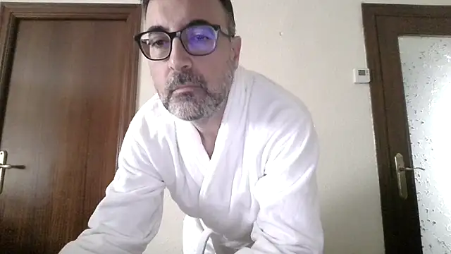 Snapshot of Herren2026 chatting on 03/02/26, 09:49 Herren2026 online show from 03/02/26, 09:49