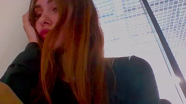 Snapshot of yourameliaa chatting on 06/14/26, 12:51 yourameliaa online show from 06/14/26, 12:51