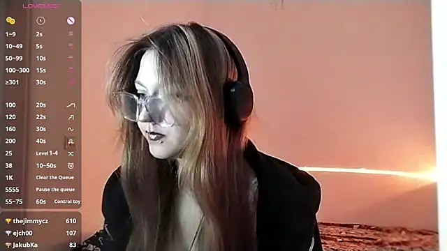 Snapshot of CucKuhta chatting on 03/27/26, 12:16 CucKuhta online show from 03/27/26, 12:16