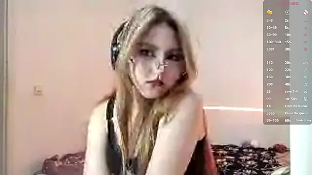 Snapshot of CucKuhta chatting on 04/03/26, 08:23 CucKuhta online show from 04/03/26, 08:23